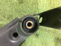 คานรองเครื่อง задняя SUBARU LANCASTER OEM 20152AE001 BHE 2002 EZ30