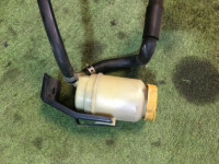 Depósito de dirección asistida SUBARU LANCASTER OEM 34630AE030 34630AE031 BHE 2002 EZ30