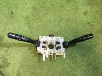 Mando de columna de dirección SUBARU LANCASTER OEM 83111AE040 BHE 2002 EZ30