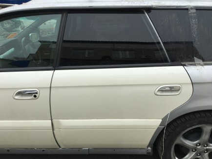 左リアドア SUBARU LANCASTER OEM 60400AE430 BHE 2002 white pearl 07C