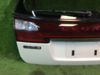 Porta da bagageira SUBARU LANCASTER OEM 60800AE040 BHE 2002 white pearl 07C