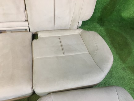 座椅总成 SUBARU LANCASTER OEM 64010AE721GE 64011AE520GE 64010AE731GE 64221AE130GE 64231AE360GE BHE 2002 white pearl 07C