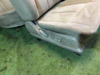 座椅总成 SUBARU LANCASTER OEM 64010AE721GE 64011AE520GE 64010AE731GE 64221AE130GE 64231AE360GE BHE 2002 white pearl 07C