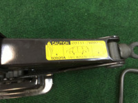 ジャッキ SUBARU OUTBACK OEM 97032AG010 97032FG020 BP9 2005