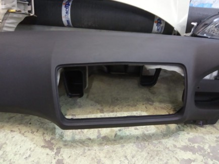 仪表台 SUBARU OUTBACK OEM 66040AG000 BP9 2005 gold 39J