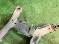 คานรองเครื่อง задняя SUBARU LANCASTER OEM 20152AE000 20152AE001 BH9 1998 EJ254