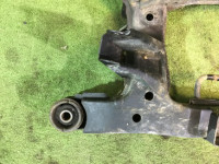 คานรองเครื่อง задняя SUBARU LANCASTER OEM 20152AE000 20152AE001 BH9 1998 EJ254