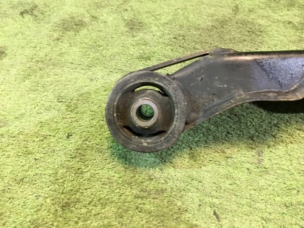Apoio do diferencial SUBARU LANCASTER OEM 41310AE001 41310AE002 BH9 1998 EJ254