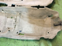 พรมปูพื้นห้องโดยสาร SUBARU LANCASTER OEM 95011AE050GG BH9 1998 Beige 8L5