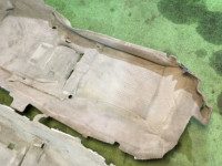 พรมปูพื้นห้องโดยสาร SUBARU LANCASTER OEM 95011AE050GG BH9 1998 Beige 8L5
