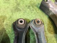リアアーム SUBARU LANCASTER OEM 20250AE010 20250AE031 20250AE051 20250AE000 BH9 1998 EJ254