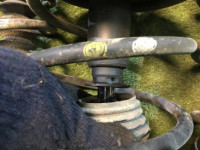 ストラット SUBARU LANCASTER OEM 20310AE140 20310AE150 20330AE090 20365AE020 20365AE021 BH9 1998 EJ254