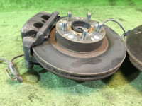 Cubos dianteiros SUBARU LANCASTER OEM 26310AA092 26291AC021 26291AC031 BH9 1998 EJ254