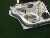 Porta traseira esquerda SUBARU LANCASTER OEM 60400AE430 BH9 2001 Silver 1U2