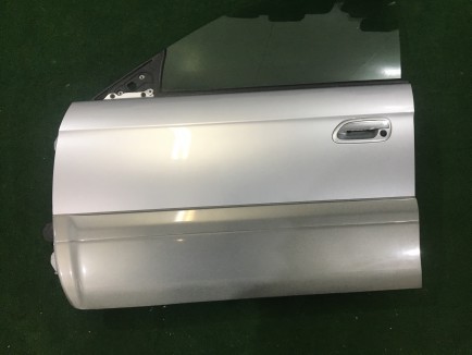 Porta dianteira esquerda SUBARU LANCASTER OEM 60009AE050 60009AE070 BH9 2001 Silver 1U2