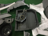 Обшивка багажника SUBARU LANCASTER OEM 94047AE020AC 94047AE030AC 94016AE010OB 95065AE080OC BH9 2001 Silver 1U2