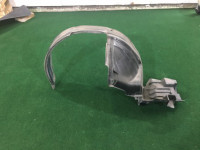 ซุ้มล้อหน้าซ้าย SUBARU LANCASTER OEM 59110AE030 BH9 2001 Silver 1U2
