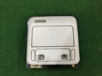 ไฟเพดานหน้า 92111AE060OB 92111AE061OB SUBARU LANCASTER