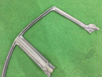 Borracha da porta esquerda SUBARU LANCASTER OEM 63521AE030 BH9 2001 Silver 1U2