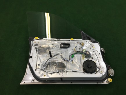 Porta dianteira esquerda SUBARU LEGACY OEM 60009AE010 60009AE030 60009AE030 BH9 2001 Silver 01G