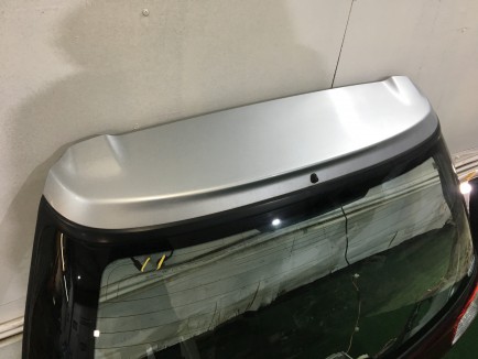 ประตูท้าย SUBARU LEGACY OEM 60800AE040 BH9 2001 Silver 01G