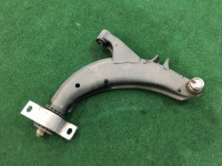 右フロントロアアーム SUBARU LEGACY OEM 20200AA200 BH9 2001 EJ254