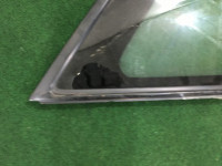 Стекло багажника правое SUBARU LEGACY OEM 65210AE000NB 65210AE001NB BH9 2001