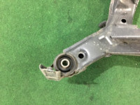 คานรองเครื่อง задняя SUBARU LANCASTER OEM 20152AE000 20152AE001 BHE 2000 EZ30