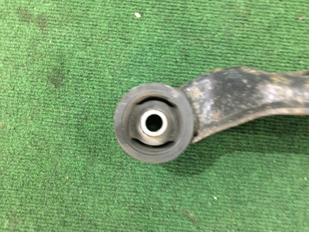Differential mount SUBARU LANCASTER OEM 41310AE020 BHE 2000 EZ30
