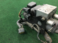 กล่อง ABS SUBARU LANCASTER OEM 27539AE001 BHE 2000 EZ30