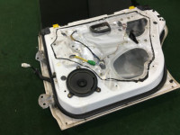 右后门 SUBARU LANCASTER OEM 60400AE420 BHE 2000 white / grey 0U4