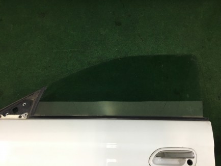 Дверь передняя левая SUBARU LANCASTER OEM 60009AE050 60009AE070 BHE 2000 white / grey 0U4