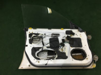 Дверь передняя левая SUBARU LANCASTER OEM 60009AE050 60009AE070 BHE 2000 white / grey 0U4