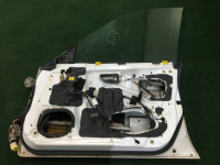 Puerta delantera derecha SUBARU LANCASTER OEM 60009AE040 60009AE060 BHE 2000 white / grey 0U4