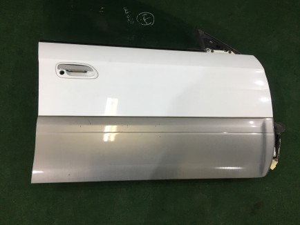 Puerta delantera derecha SUBARU LANCASTER OEM 60009AE040 60009AE060 BHE 2000 white / grey 0U4