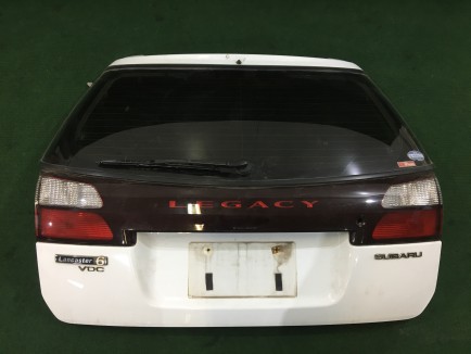 ประตูท้าย SUBARU LANCASTER OEM 60800AE040 BHE 2000 white / grey 0U4