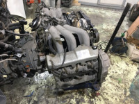 发动机 SUBARU LANCASTER OEM 10100BC660 10100BG320 BHE 2000 EZ30