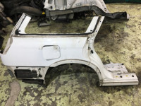 Aleta trasera derecha 51410AE160 SUBARU LANCASTER