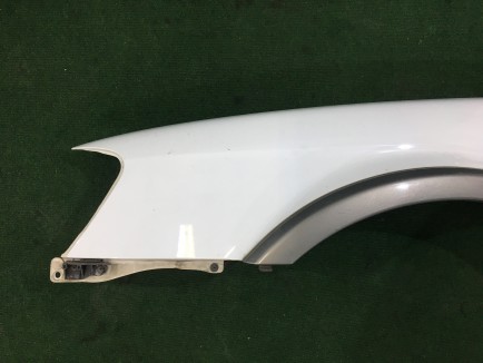 左フロントフェンダー SUBARU LANCASTER OEM 57120AE031 BHE 2000 white / grey 0U4