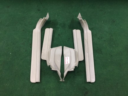 คิ้วชายบันได 94060AE000GE 94060AE010GE 94060AE010GE 94061AE010GE SUBARU LANCASTER