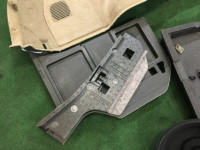 后备箱饰板 SUBARU LANCASTER OEM 94015AE020GF 94015AE030GF 94047AE020AD 94047AE030AD 95066AE020GG BHE 2000 white / grey 0U4