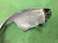 右フロントインナーフェンダー SUBARU LANCASTER OEM 59110AE020 BHE 2000 white / grey 0U4