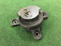 右エンジンマウント SUBARU LANCASTER OEM 41022AE100 BHE 2000 EZ30
