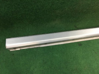 右サイドシル SUBARU LANCASTER OEM 91111AE080LG BHE 2000 white / grey 0U4