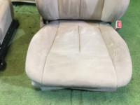 Сидения SUBARU LANCASTER OEM 64010AE700GE 64010AE710GE 64221AE130GE 64231AE130GE BHE 2000 white / grey 0U4