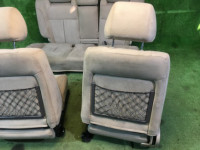 Сидения SUBARU LANCASTER OEM 64010AE700GE 64010AE710GE 64221AE130GE 64231AE130GE BHE 2000 white / grey 0U4
