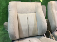 Сидения SUBARU LANCASTER OEM 64010AE700GE 64010AE710GE 64221AE130GE 64231AE130GE BHE 2000 white / grey 0U4