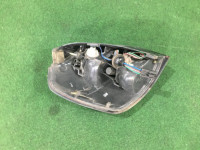 右テールランプ SUBARU LANCASTER OEM 84201AE081 BHE 2000