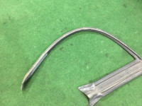 Borracha da porta esquerda SUBARU LANCASTER OEM 63521AE030 BHE 2000 white / grey 0U4