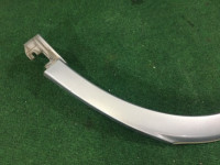 Ensanchador de aleta derecho SUBARU LANCASTER OEM 91111AE020LG BHE 2000 white / grey 0U4